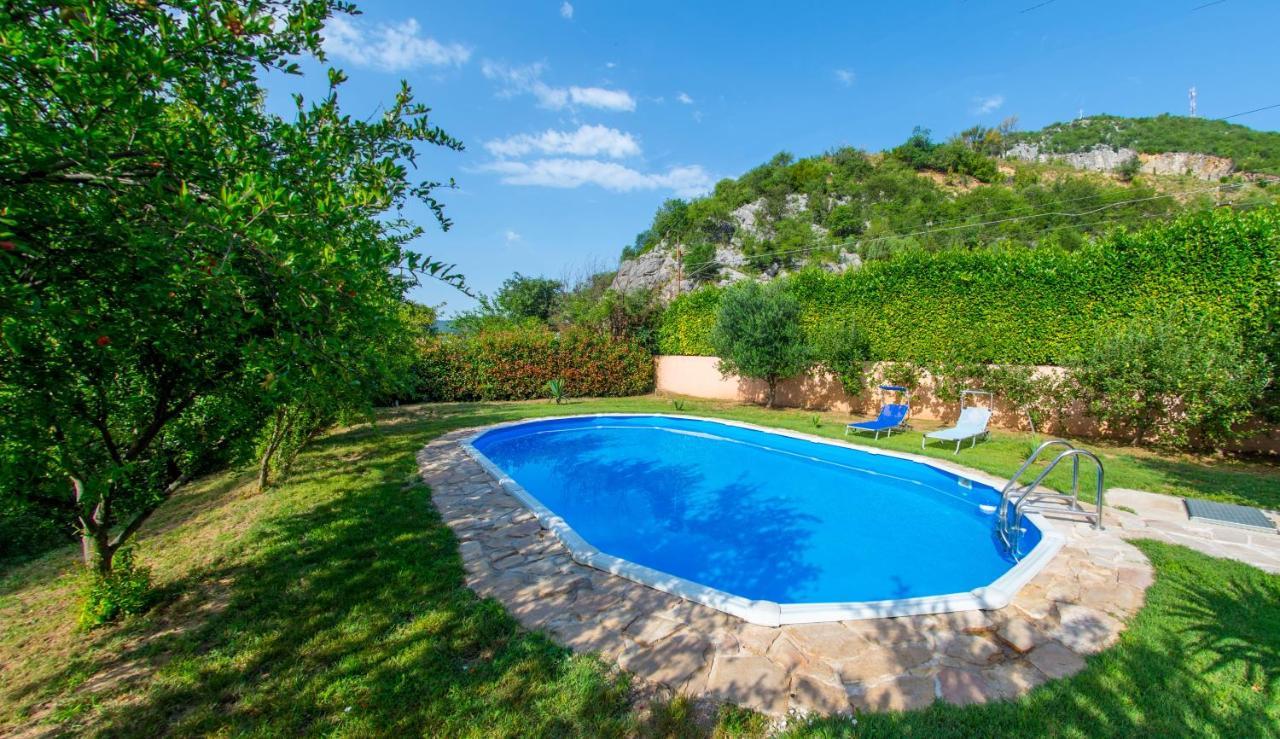 מוסטר Holiday Home Narona מראה חיצוני תמונה