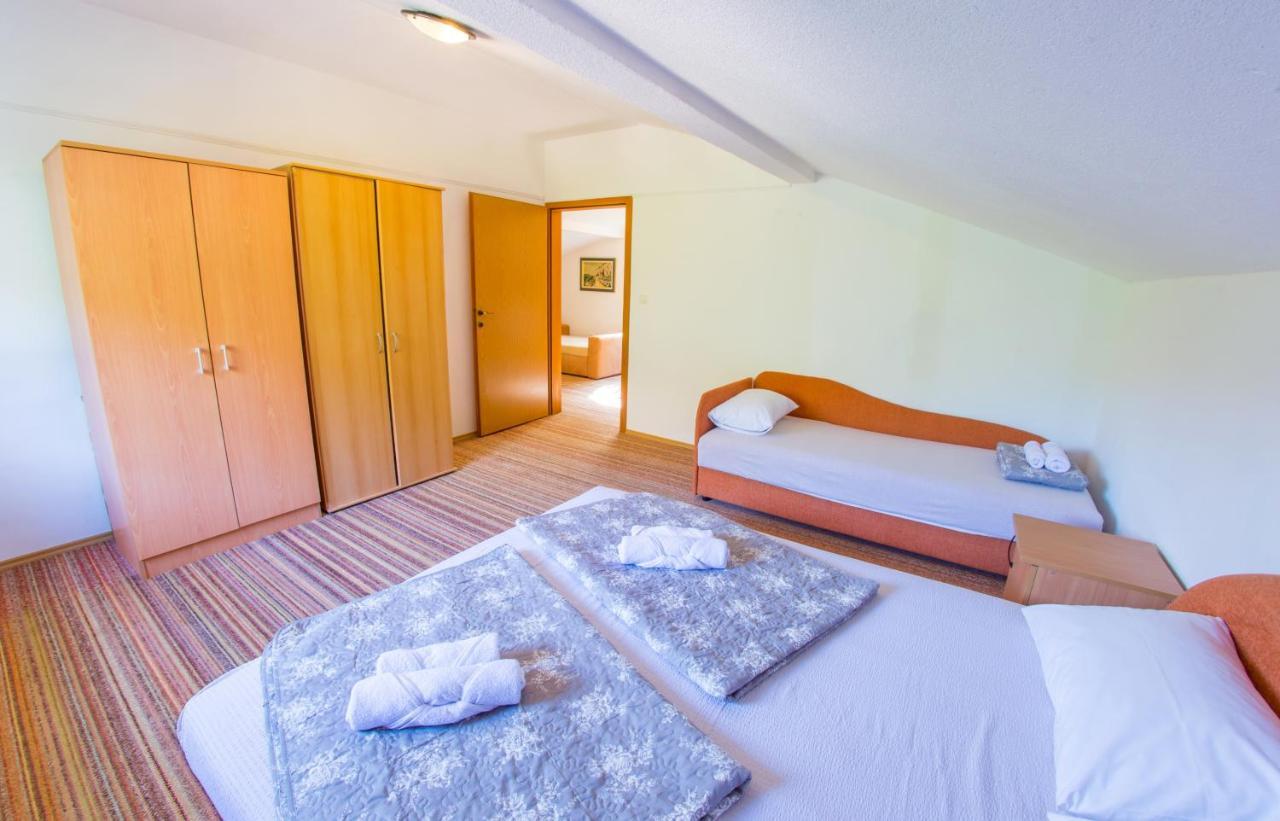 מוסטר Holiday Home Narona מראה חיצוני תמונה