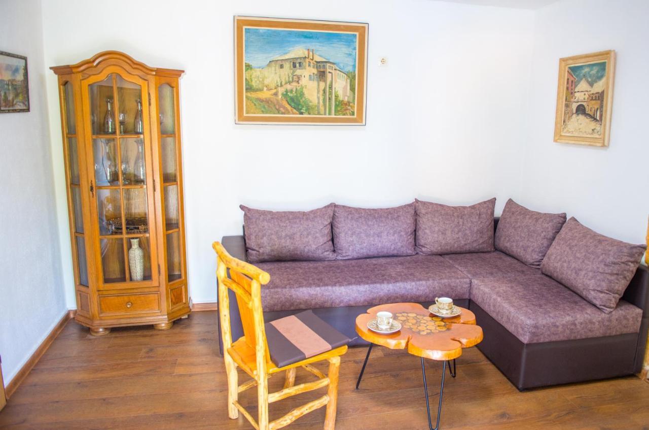 מוסטר Holiday Home Narona מראה חיצוני תמונה