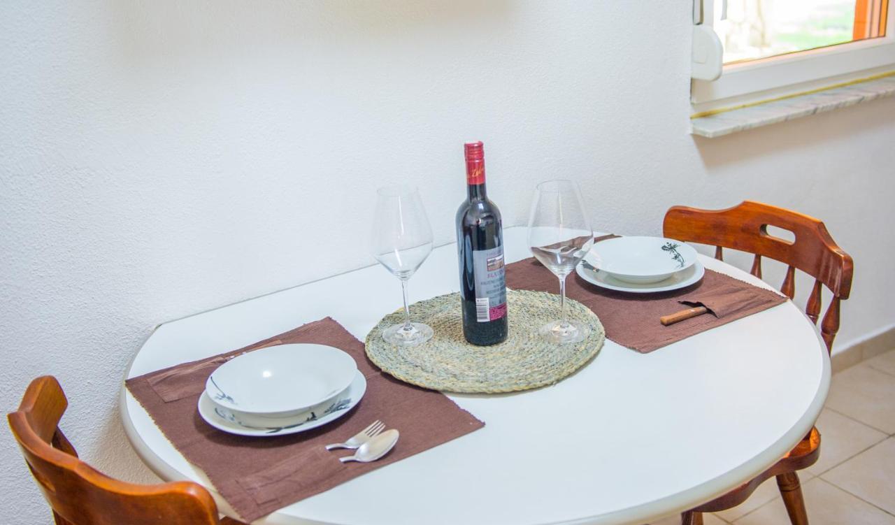 מוסטר Holiday Home Narona מראה חיצוני תמונה