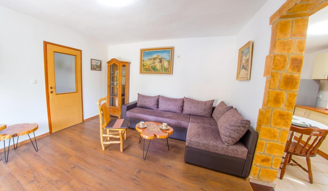 מוסטר Holiday Home Narona מראה חיצוני תמונה